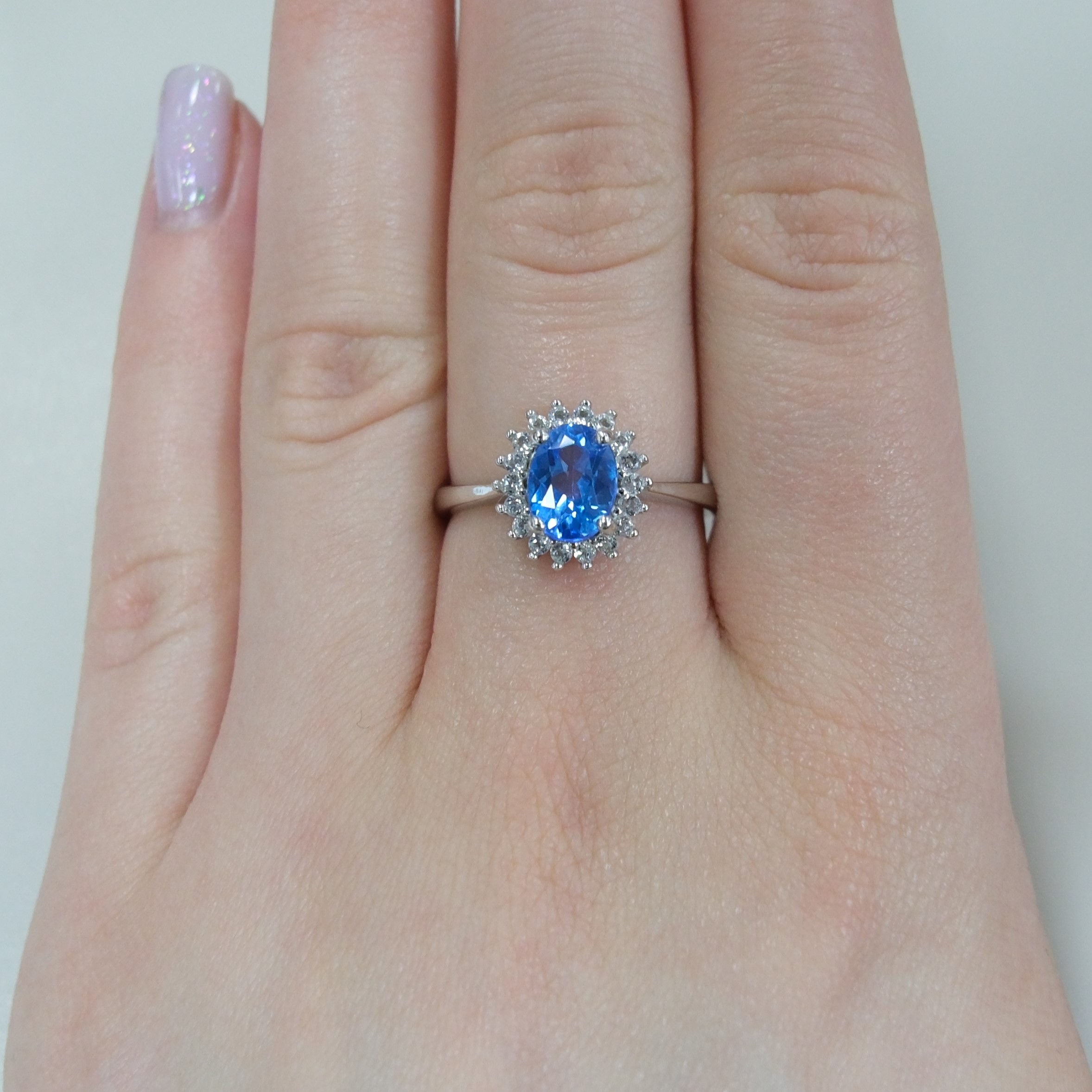 Серебряное кольцо с топазом Индиго